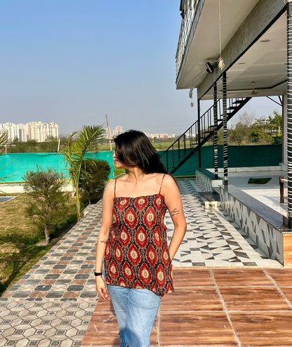 Red & Black Spaghetti Strap Backless Kurti