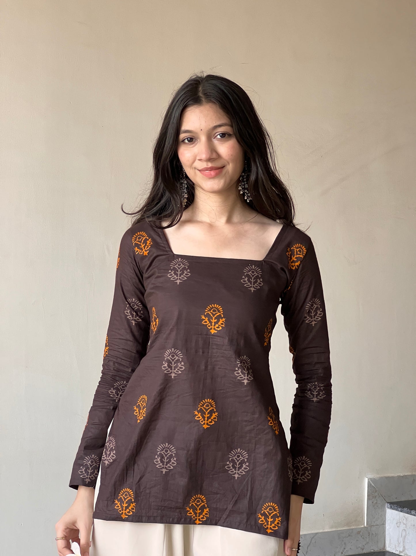 Espresso Bloom Kurti - Long Sleeves