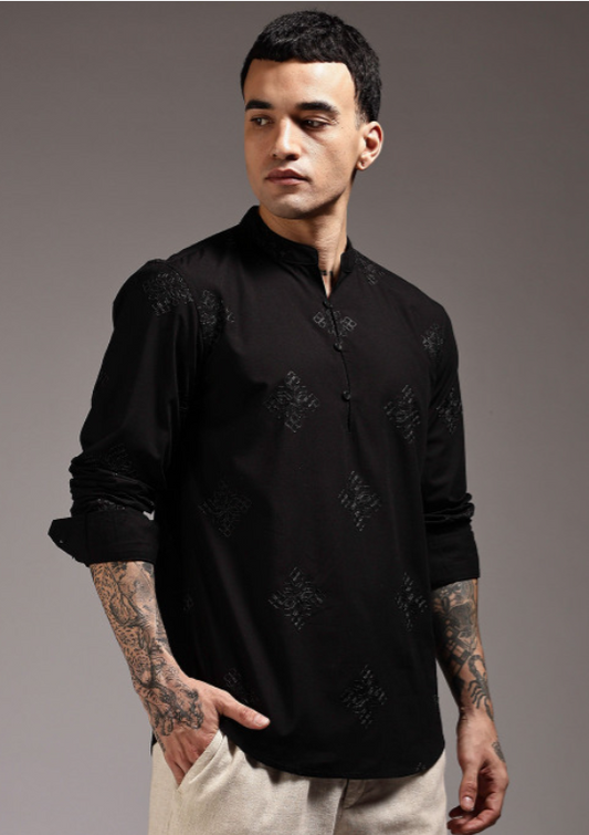 Black Embroidered Kurta