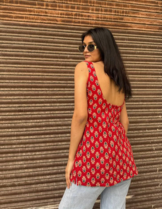 Red Sleeveless Deep Backless Kurti