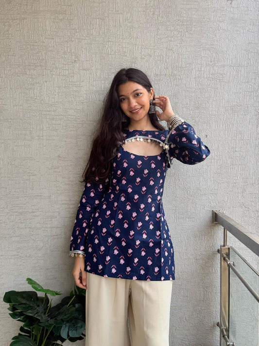Noor Midnight Convertible Kurti