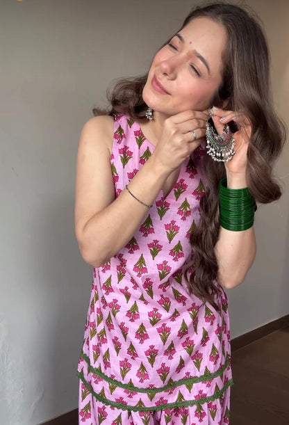 Gulabi Tulip Farshi Set (2-Piece)
