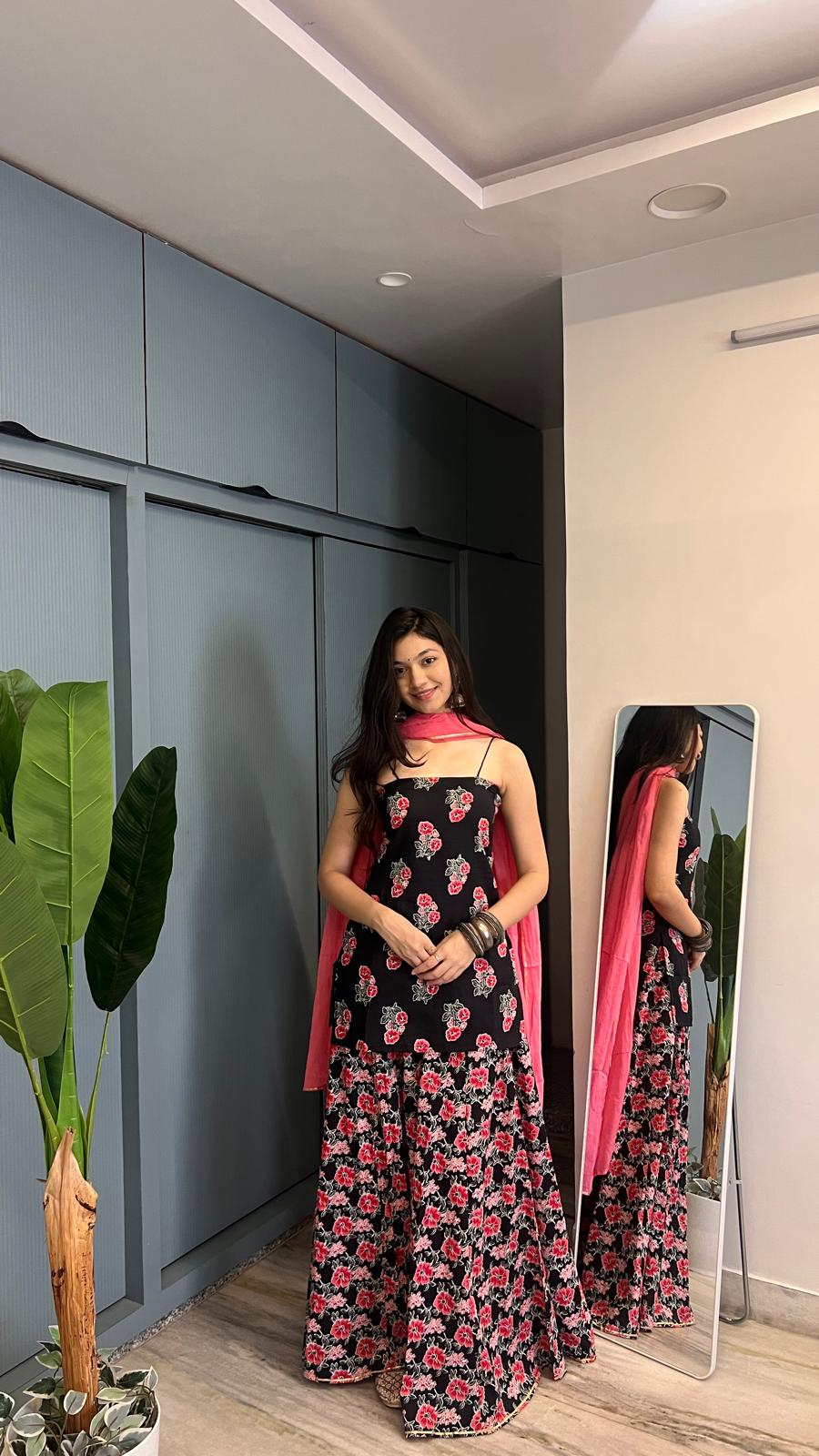 Gulabi Kaajal Noodle Strap Backless Sharara Set